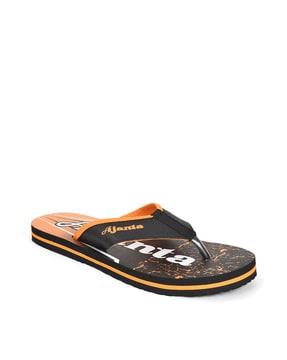 men typographic print thong-strap flip-flops