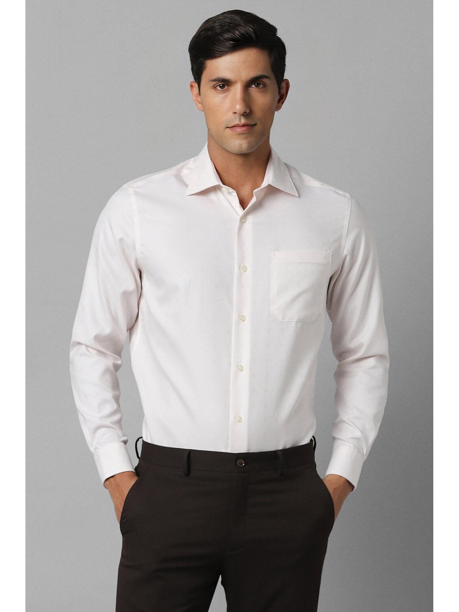 men white classic fit solid full sleeves formal shirt