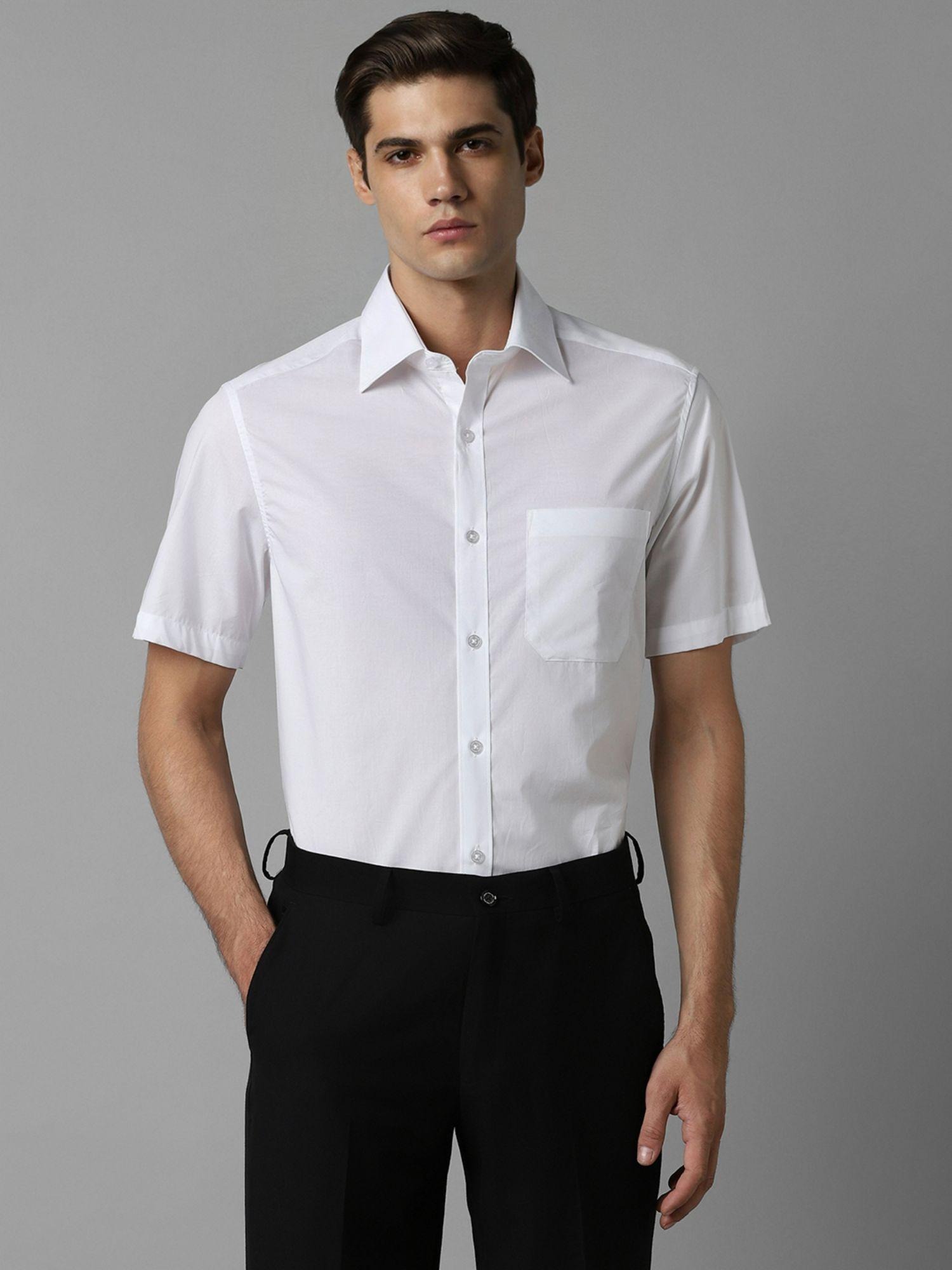 men white classic fit solid half sleeves formal shirt