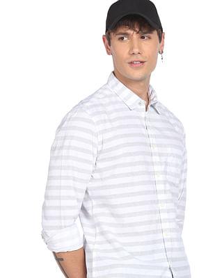 men white cotton horizontal stripe casual shirt