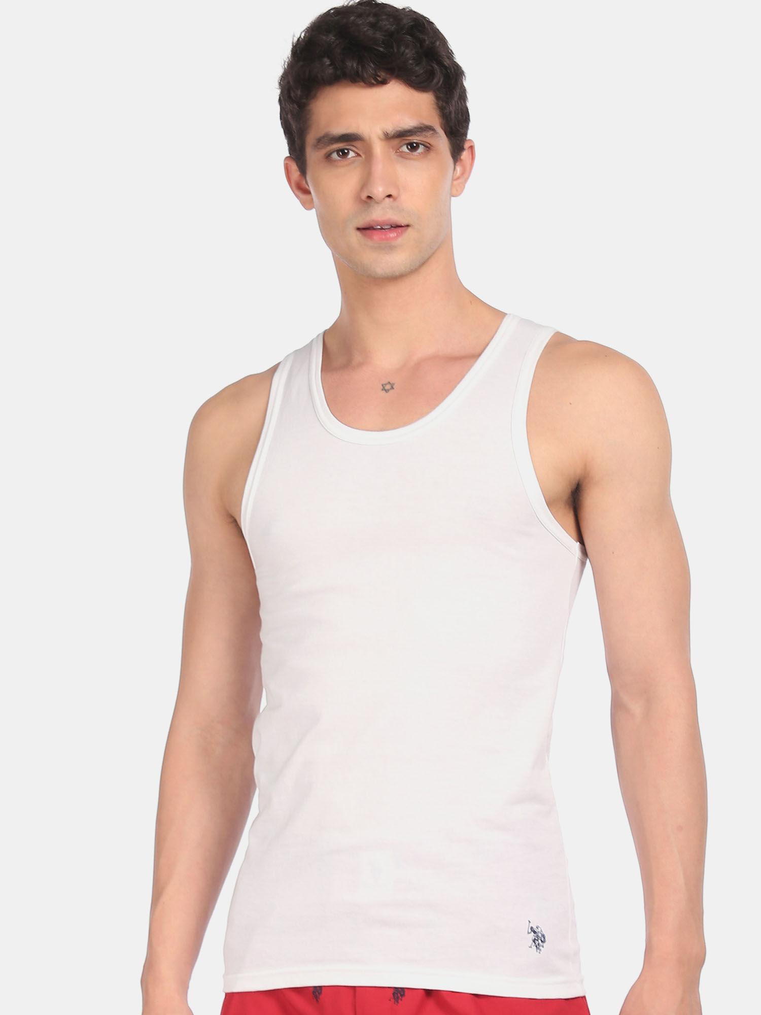 men white solid cotton vest