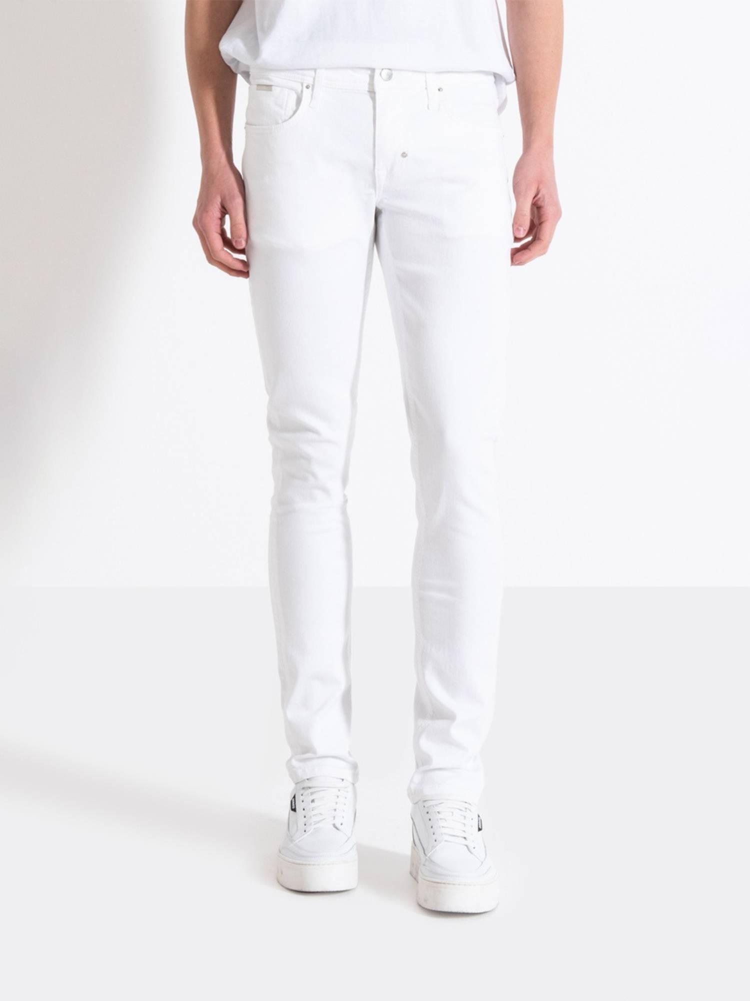 men white solid mid-rise slim fit jeans