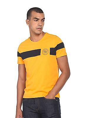 men yellow patch pocket contrast panel t-shirt