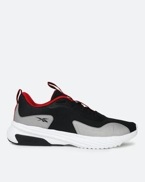 men z metro edge lace-up running shoes