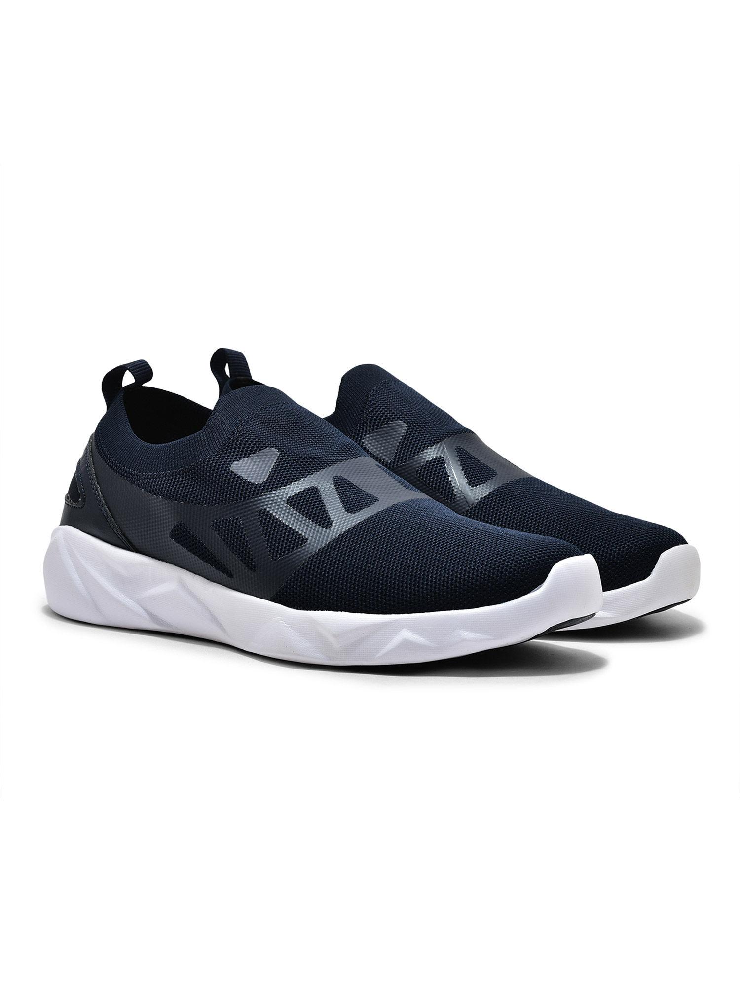 mens navy blue sports shoes