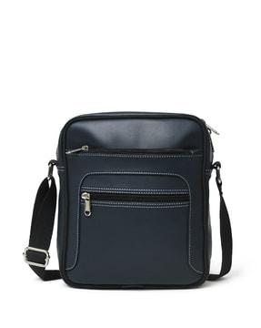 messenger bag with zip closure