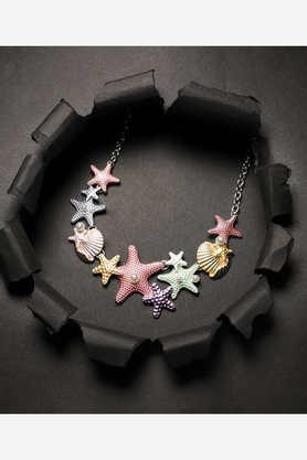 metallic starfish necklace