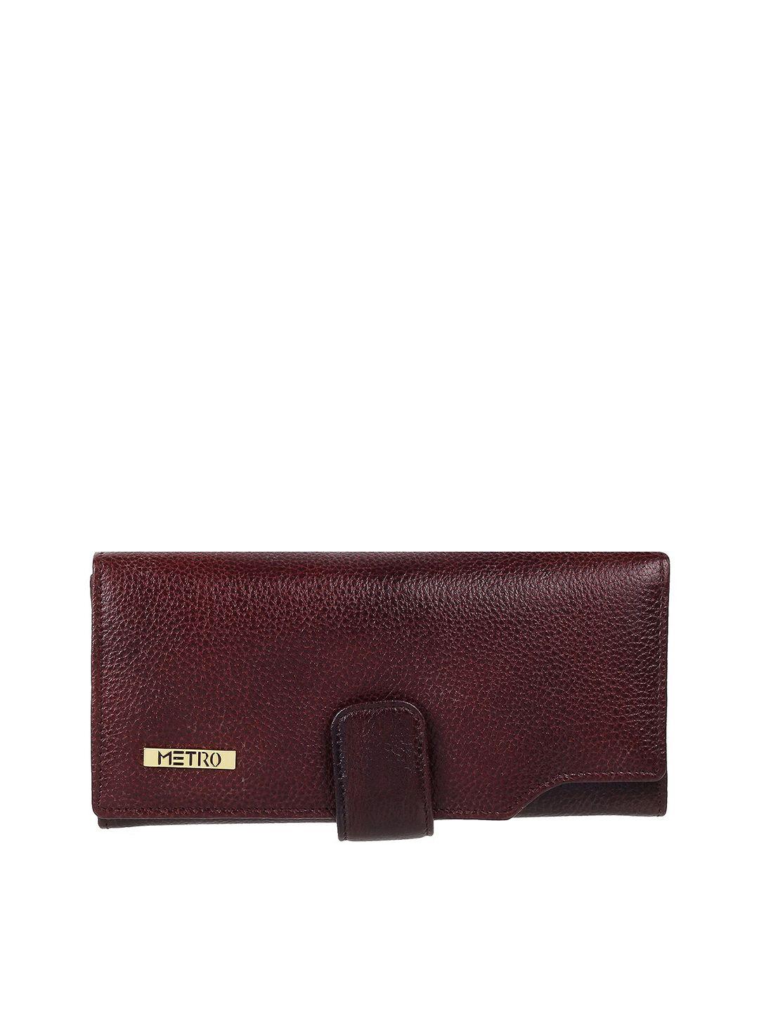 metro-women-brown-textured-leather-two-fold-wallet