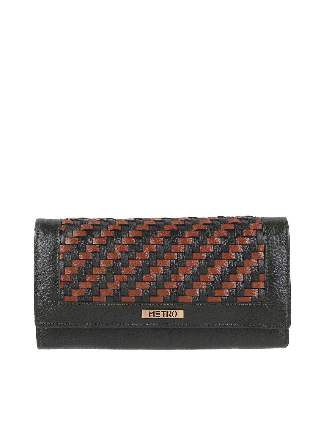 metro women checked leather two fold wallet