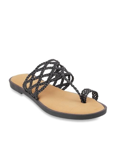 metro women's black toe ring sandals