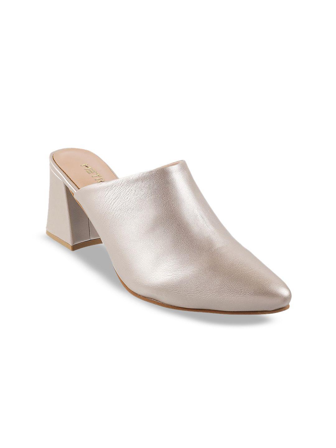 metro textured block heel mules