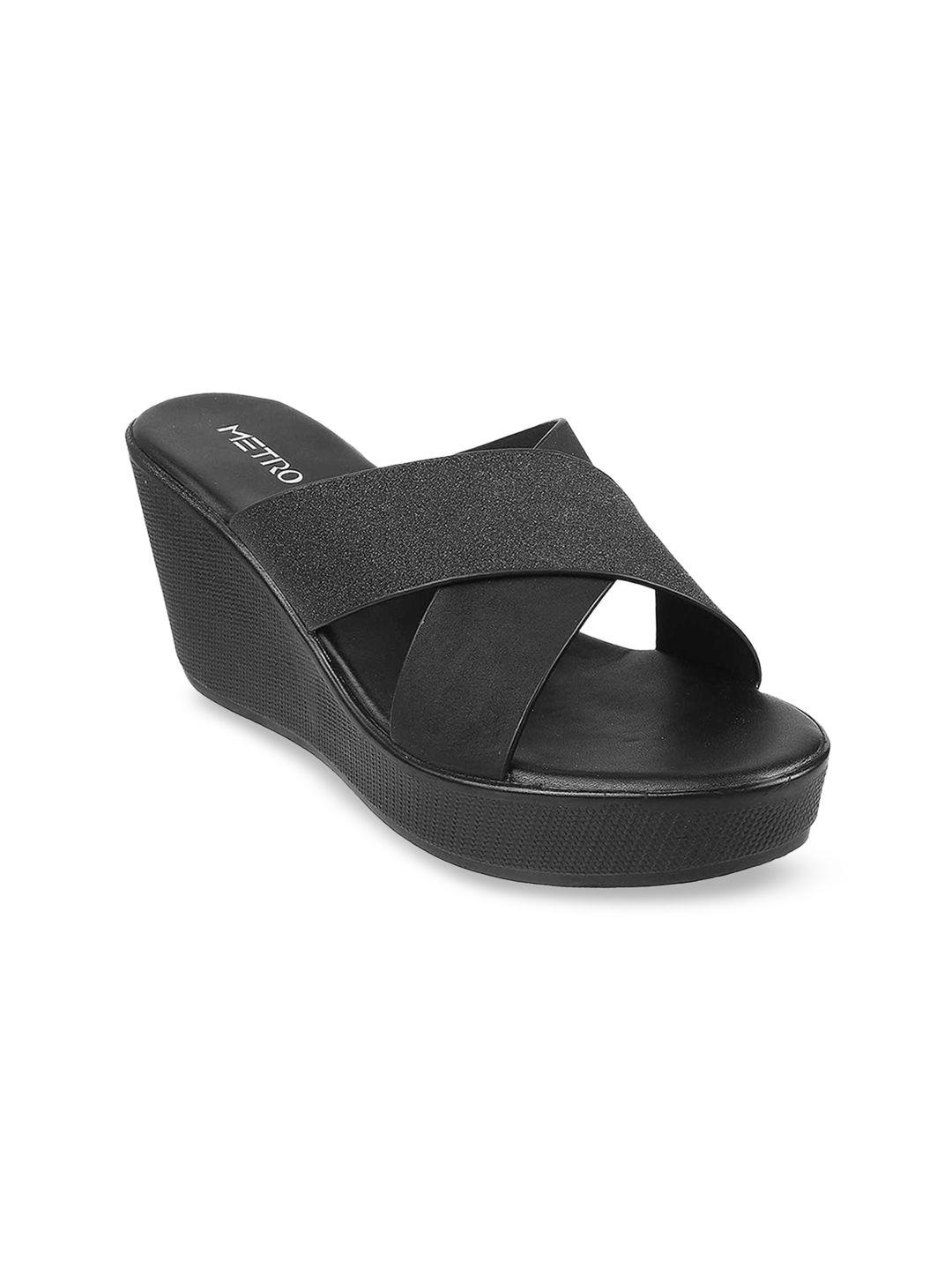 metro women black solid wedge sandals