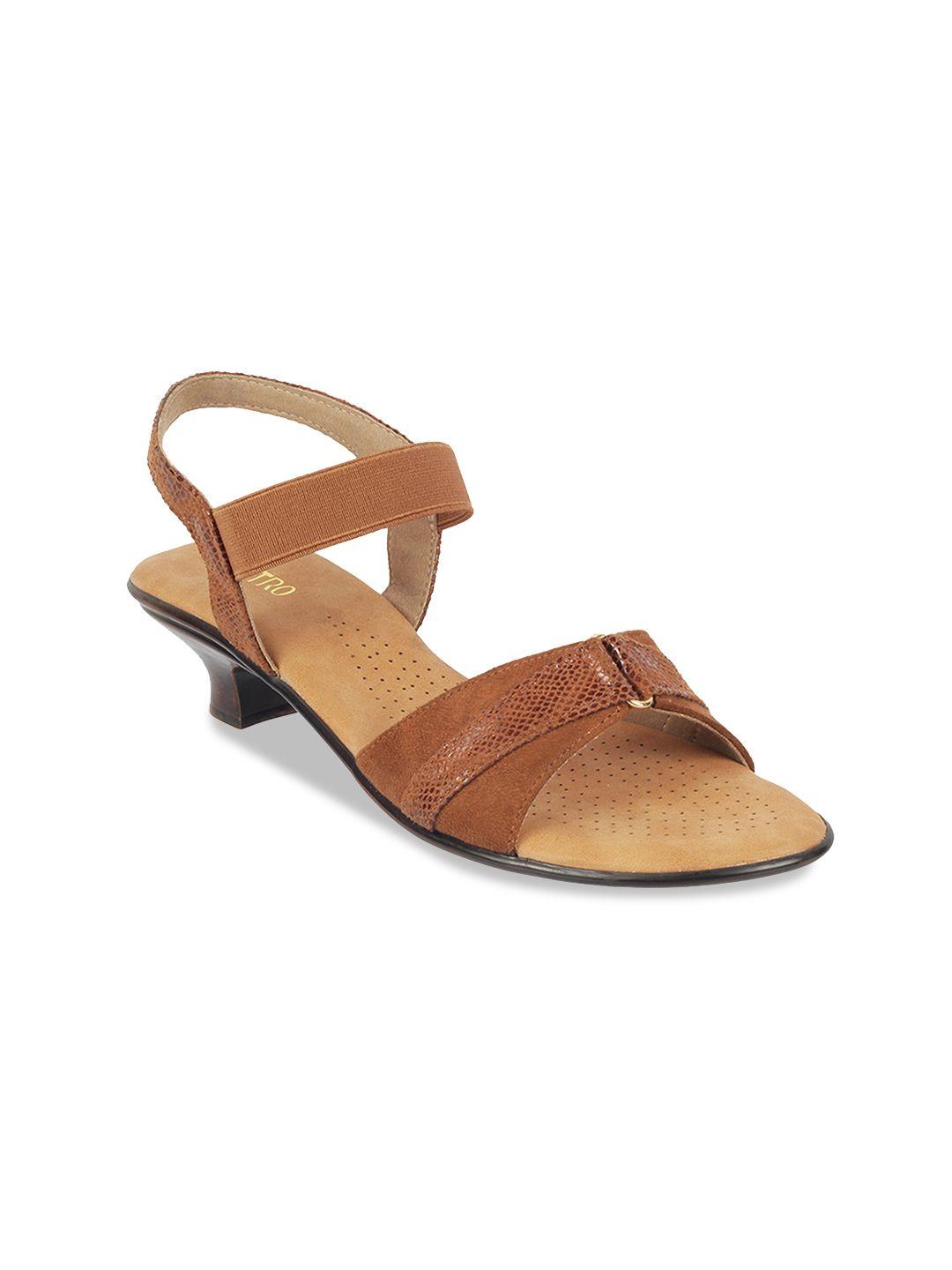 metro women brown solid sandals