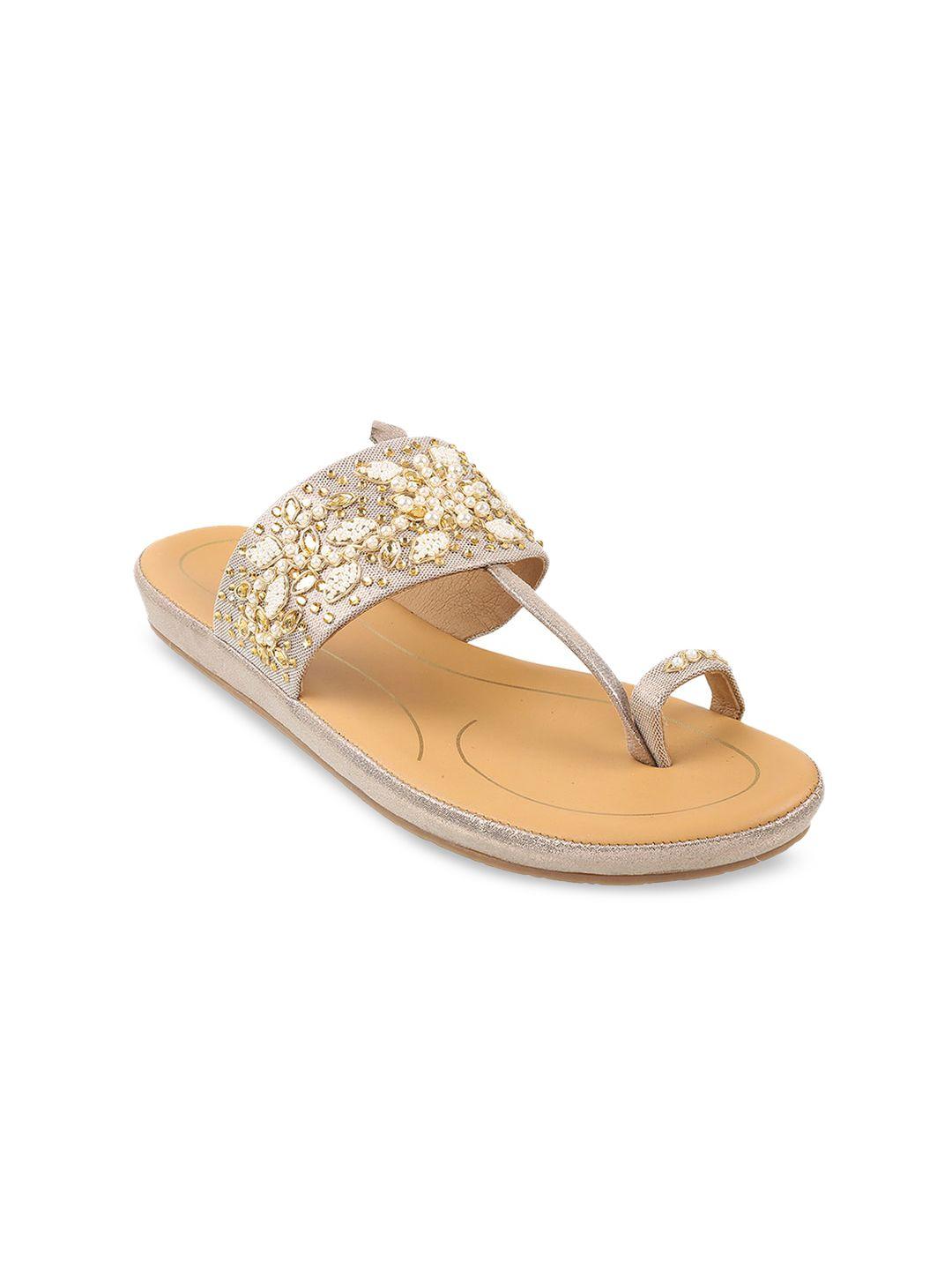 metro women embellished one toe flats