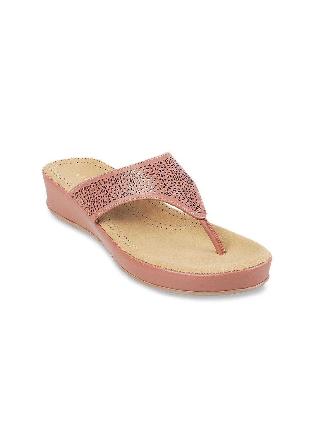 metro women peach-coloured & beige textured laser cuts comfort sandals