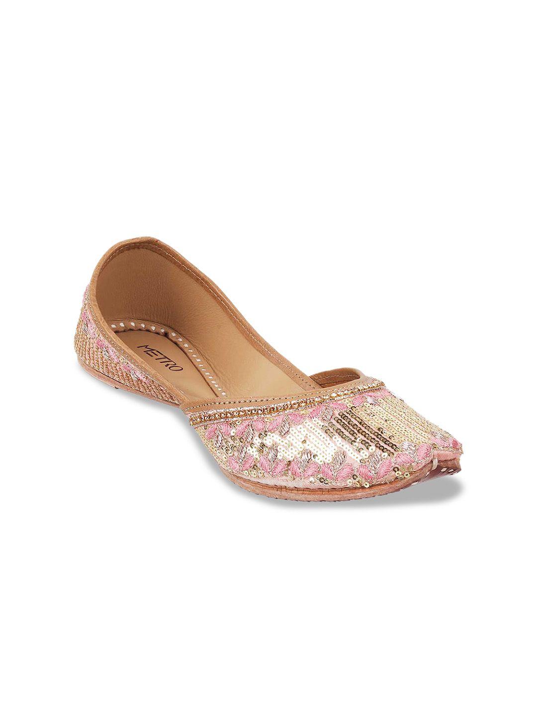 metro women pink printed mojaris flats