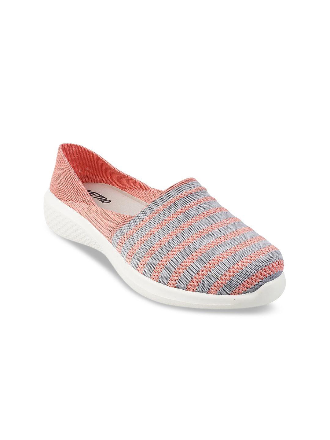 metro women pink woven design slip-on sneakers