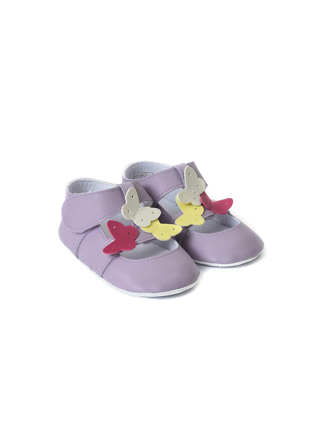 miarcus infant girls butterfly applique detail lightweight sneakers