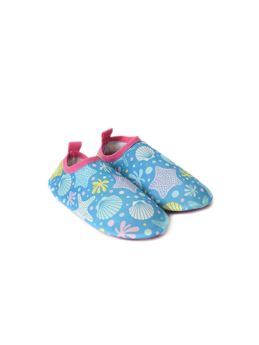 miarcus kids printed lightweight slip-on swim sneakers