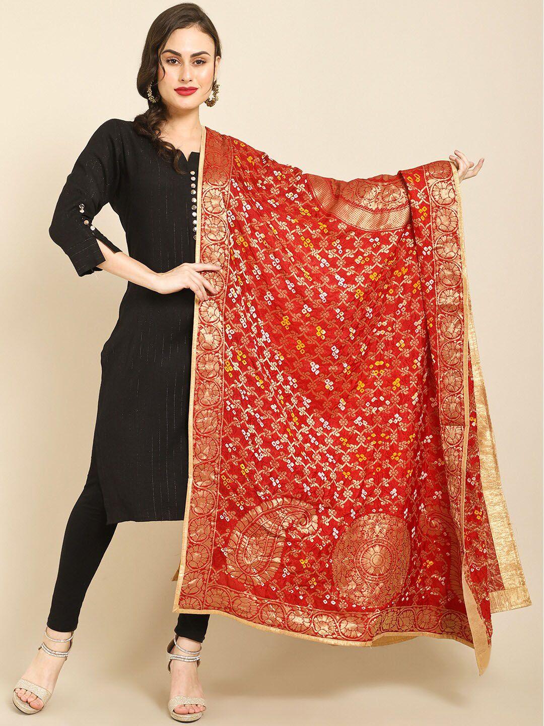 miaz lifestyle red & gold-toned woven design dupatta with zari
