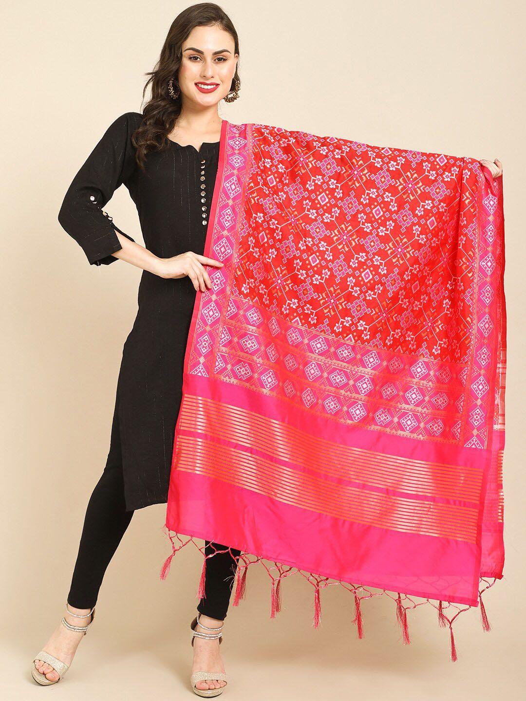 miaz lifestyle women pink & gold-toned printed kalamkari dupatta