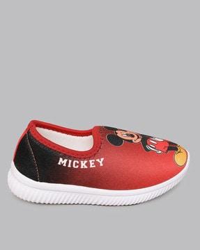 mickey mouse print slip-on casual shoes