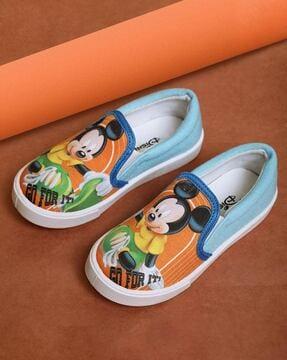 mickey mouse print slip-on shoes