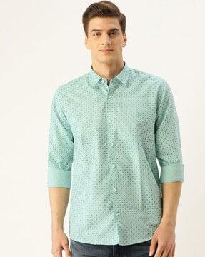 micro print shirt with cuffed sleeves