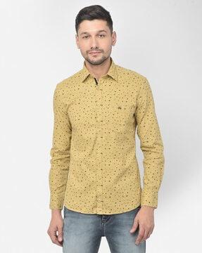 micro print shirt with patch pocket