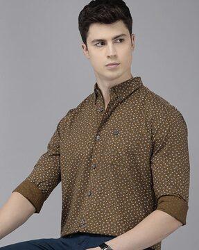 micro print shirt with patch pocket