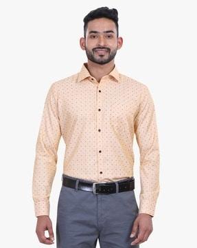 micro print slim fit shirt with patch pocket