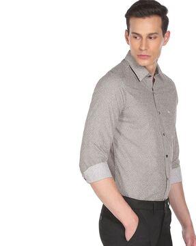 micro print slim fit shirt with patch pocket