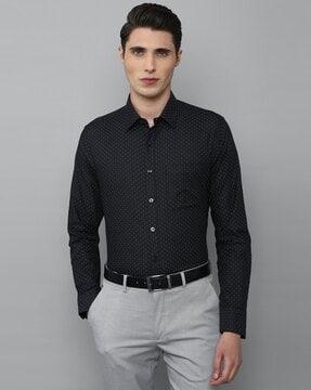 micro print slim fit shirt with patch pocket