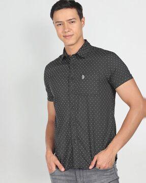 micro print slim fit shirt with patch pocket