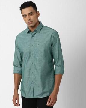 micro print slim fit shirt with patch pocket