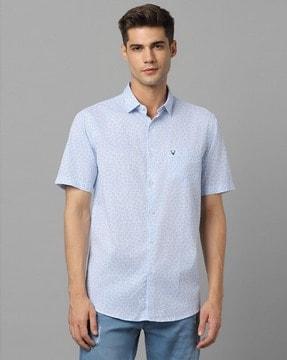 micro print slim fit shirt with patch pocket