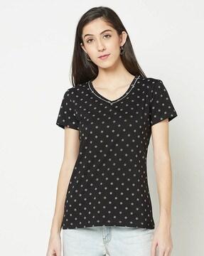 micro print v-neck t-shirt