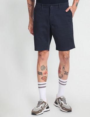 mid rise solid slim fit shorts