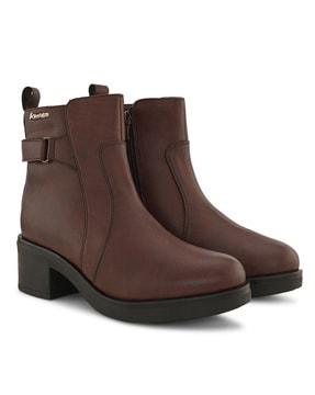 mid-calf boots with zip fastening