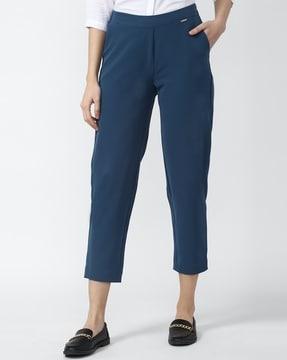 mid-calf length flat-front trousers