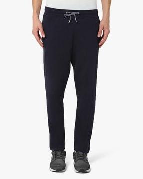 mid-rise pants with elasticated drawstring waist