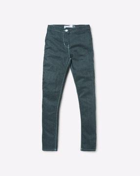 mid-rise straight jeans with patch pockets