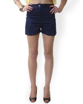 mid-rise buttoned shorts