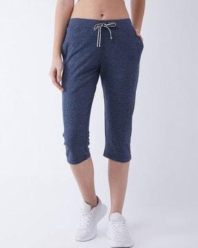 mid-rise capris with drawstring waist