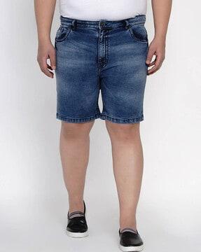 mid rise city shorts with insert pockets