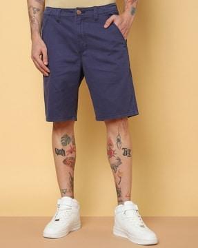 mid-rise city shorts with insert pockets