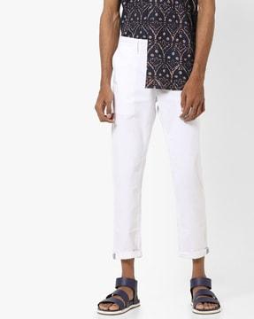 mid-rise cropped pants with insert pockets