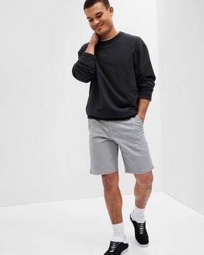 mid-rise flat-front city shorts