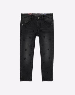 mid-rise heart embroidered washed jeans