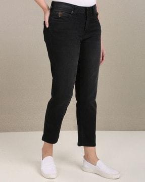mid-rise jeans with belt loops
